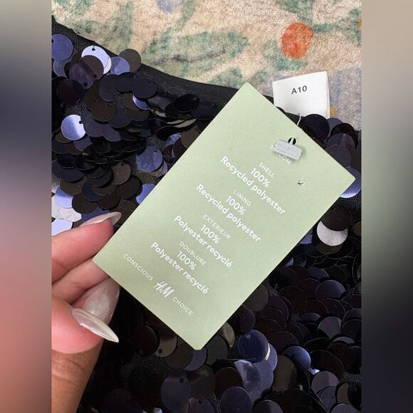 H&M sequin navy skirt mini high rise holiday party festive new NWT XS - Picture 3 of 5